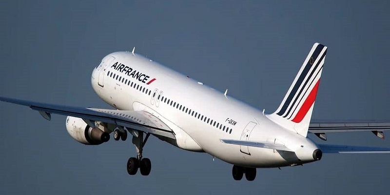 Air France annule mardi un vol sur dix, sauf pour les long-courriers