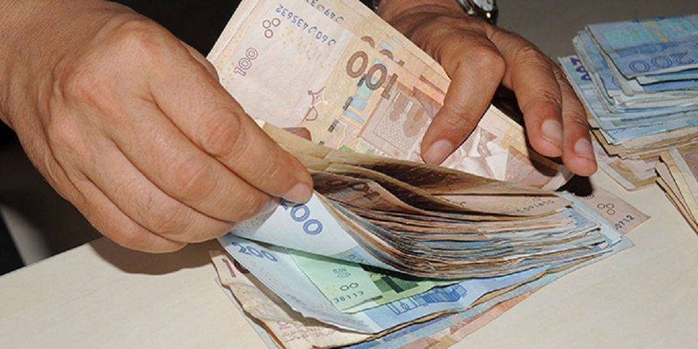 Le dirham se déprécie face à l’euro et au dollar