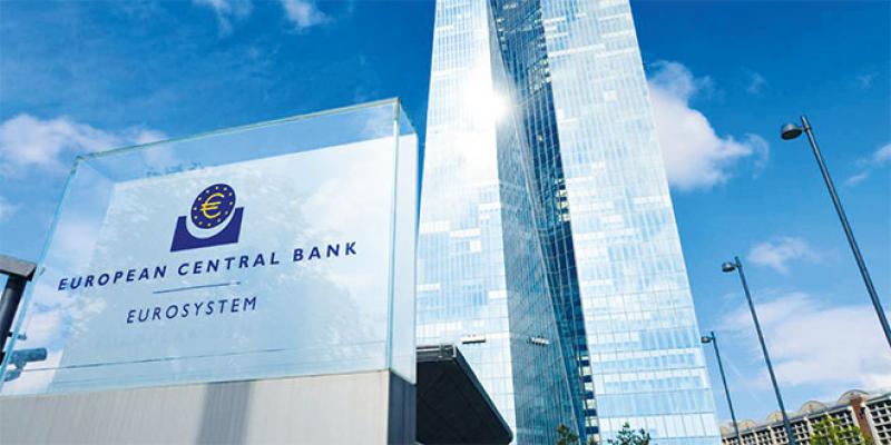 BCE: Taux inchangés, une première depuis seize mois
