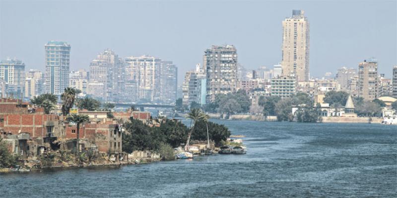 Le Caire, une civilisation millénaire, une population accueillante, un bakchich omniprésent…