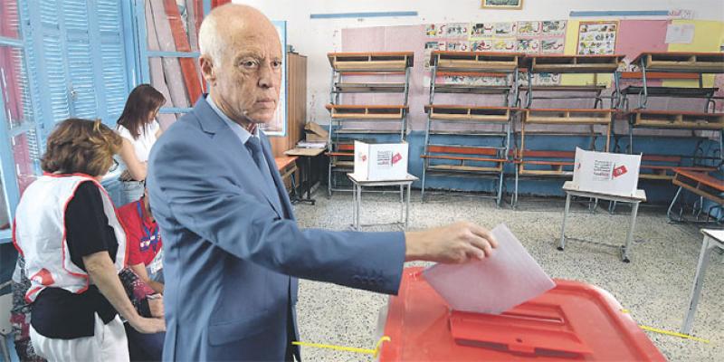 Législatives: Les Tunisiens votent sans grande conviction