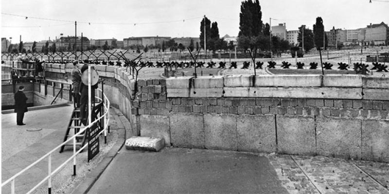 Le 13 août 1961, un mur divise Berlin... et le monde