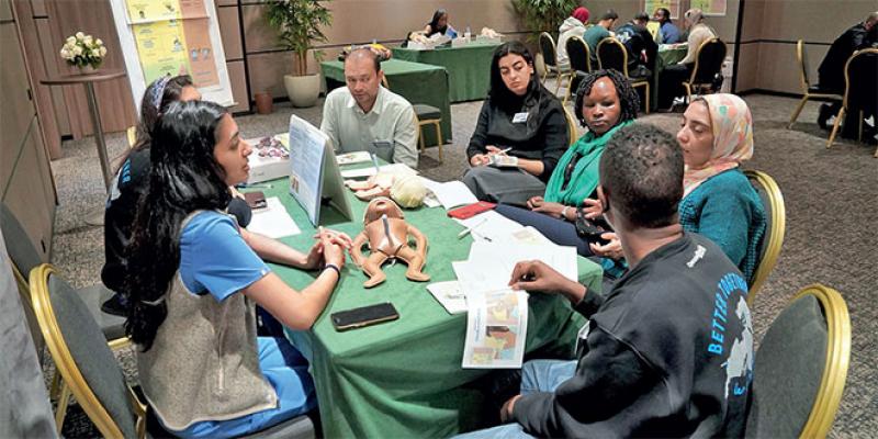 Asphyxie néonatale: Operation Smile Morocco forme aux gestes qui sauvent